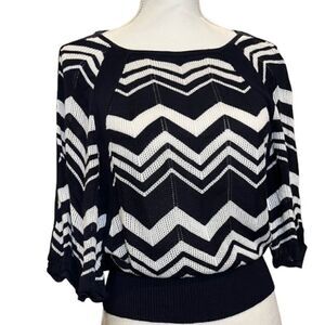 Boston Proper Black and White ZigZag Batwing Knit Sweater Wide Waistband Size XS